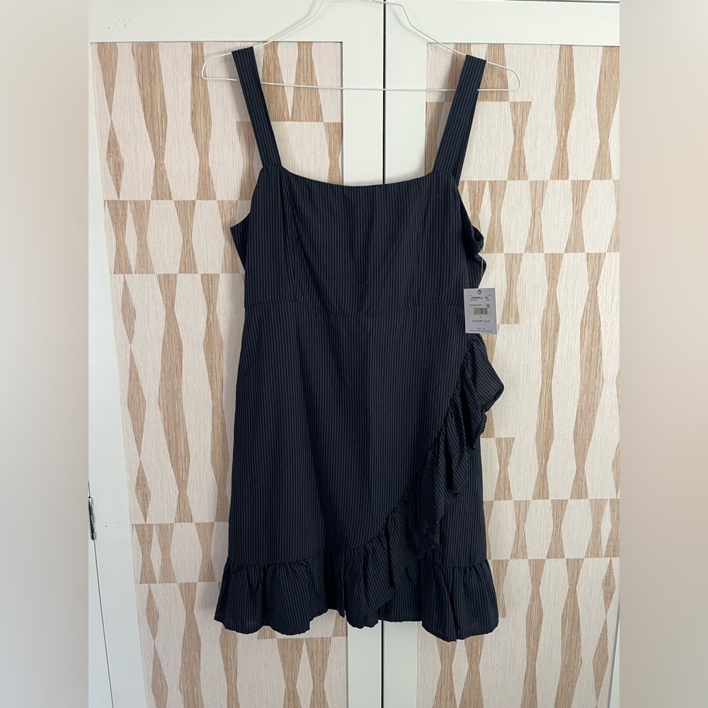 Women’s O’Neill Sundress NWT Sz. Lg